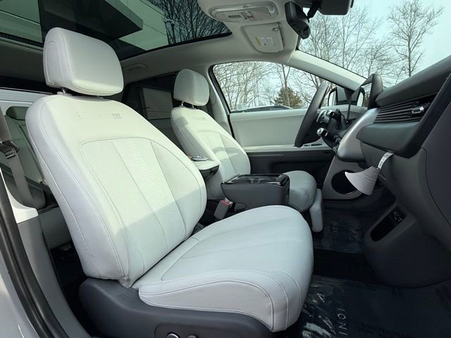 Used 2025 Hyundai Ioniq 5 Limited image 19