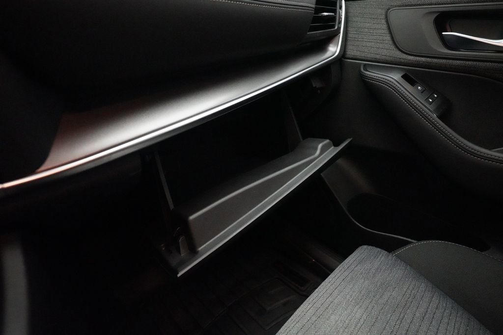 Certified 2023 Nissan Rogue SV AWD/4WD image 29