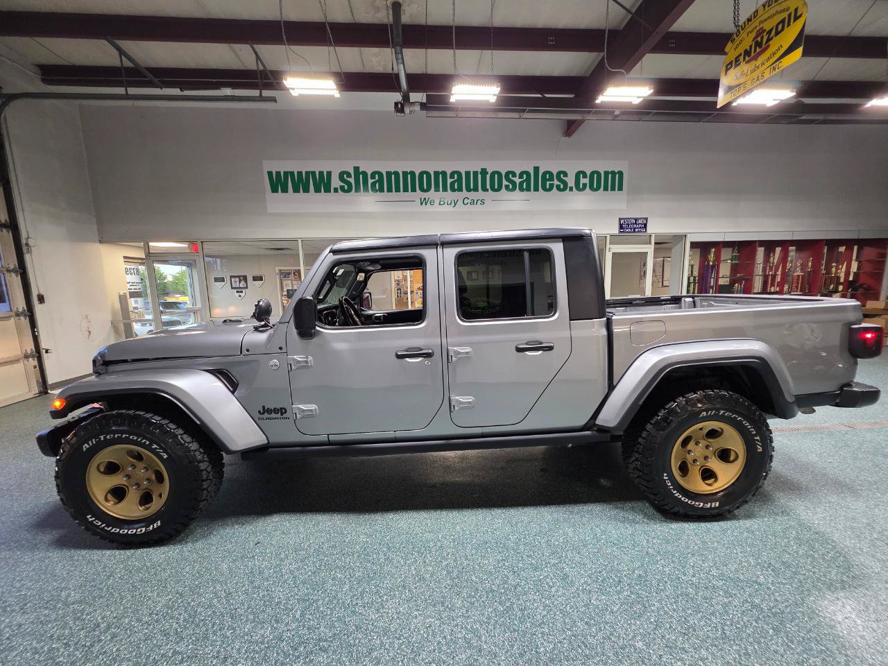 Used 2020 Jeep Gladiator Sport w/ Quick Order Package 24S AWD/4WD image 11