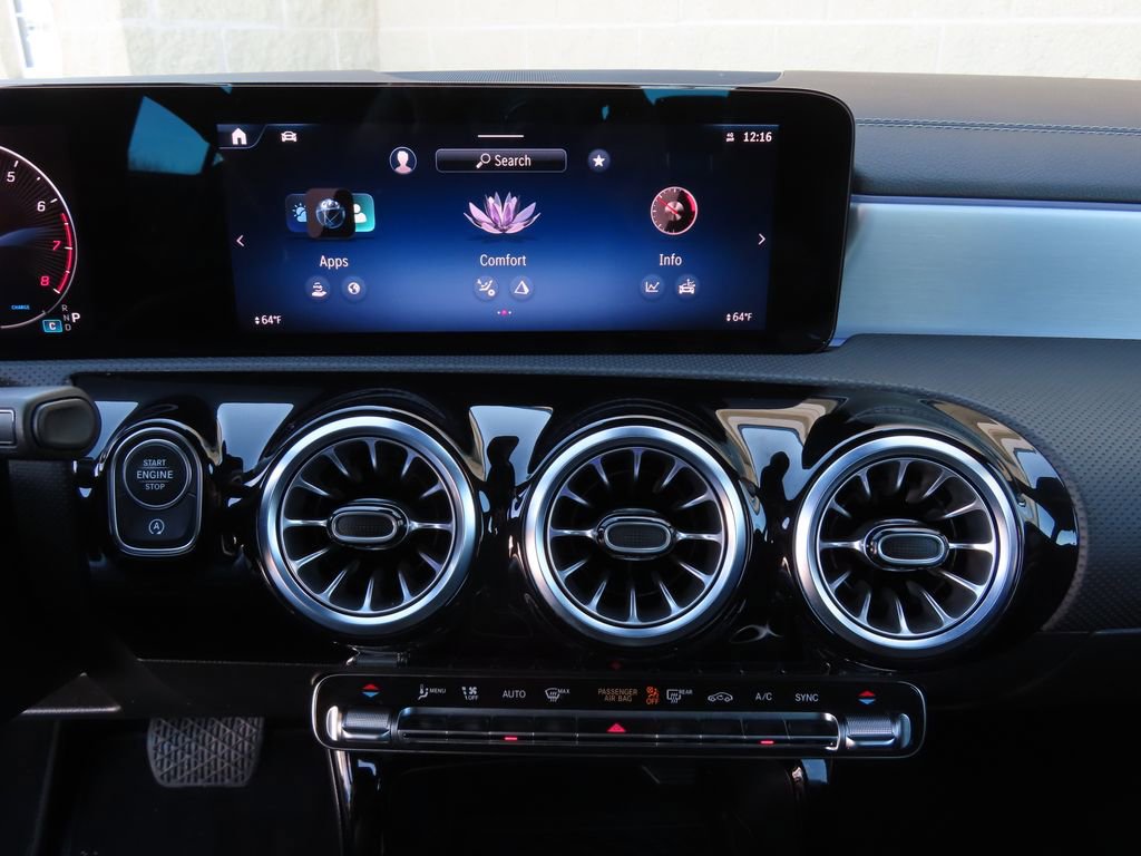 Used 2025 Mercedes-Benz CLA 250 4MATIC image 17