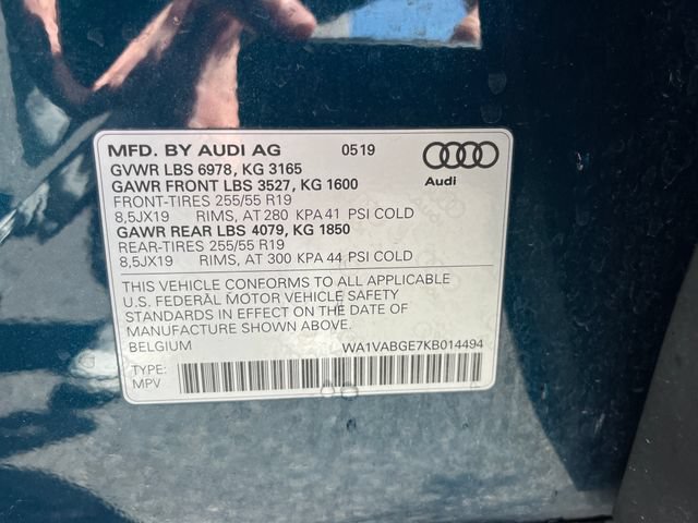 Used 2019 Audi e-tron Prestige w/ Prestige Package AWD/4WD image 19