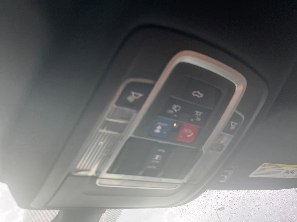Used 2019 RAM 1500 Limited AWD/4WD image 17