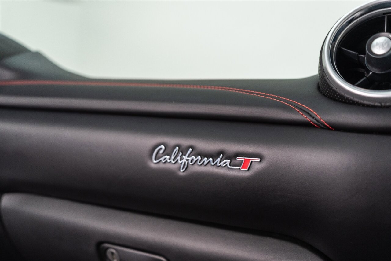 Used 2017 Ferrari California T RWD image 66