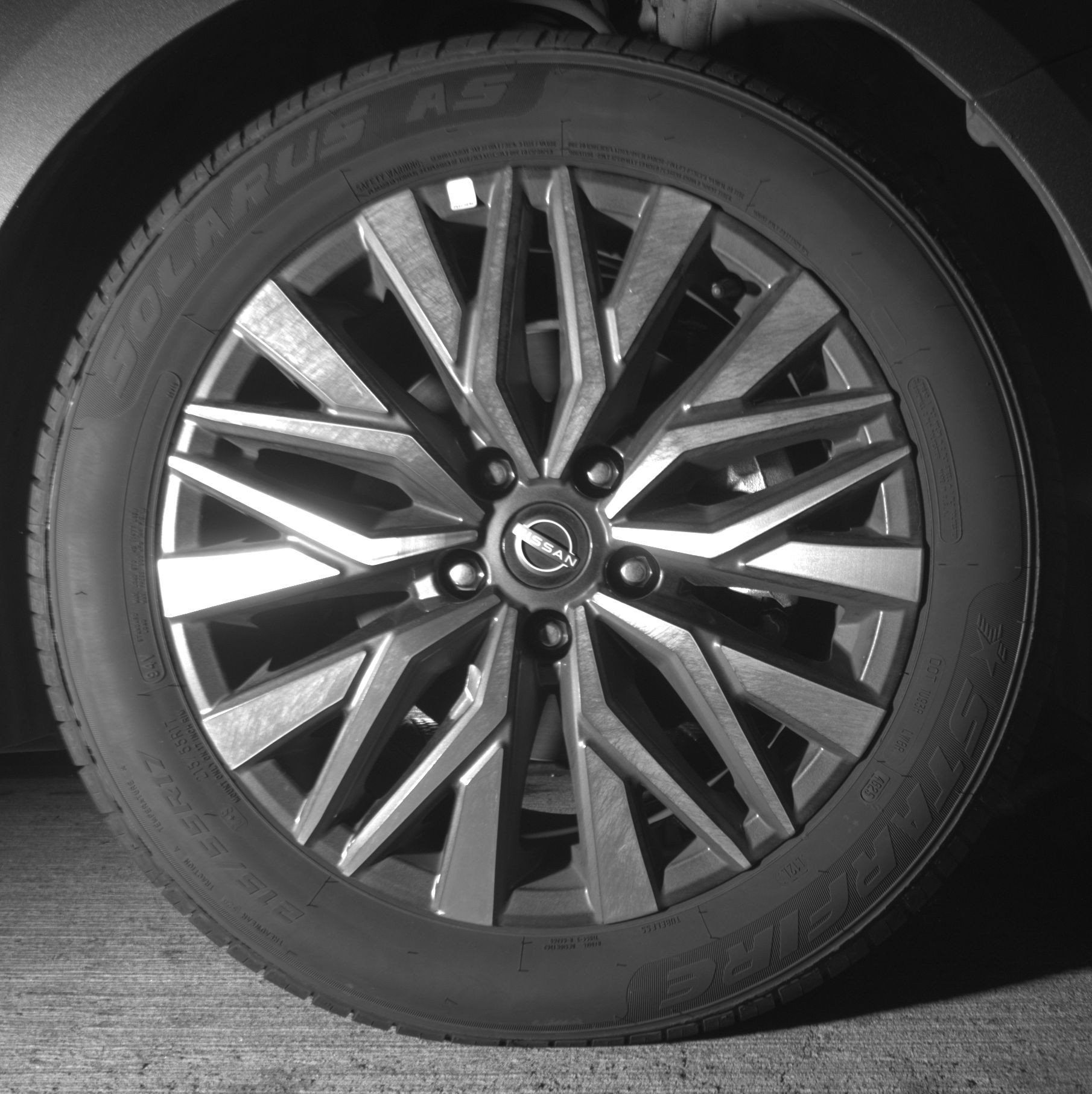 Used 2025 Nissan Altima 2.5 SV FWD image 13