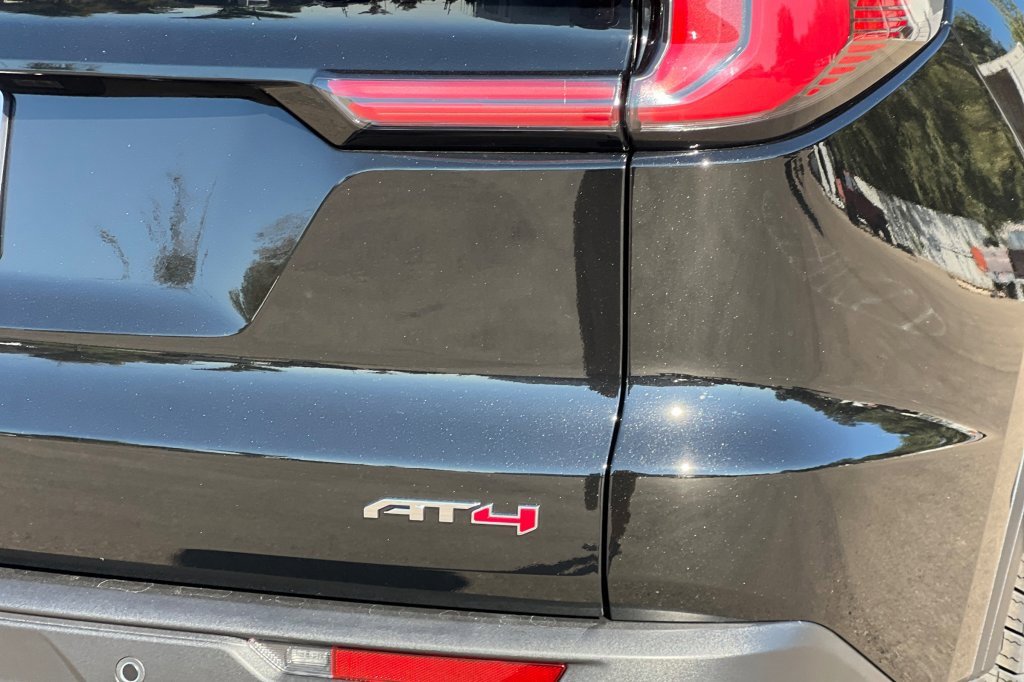 New 2026 GMC Acadia AT4 w/ Luxury Package image 23