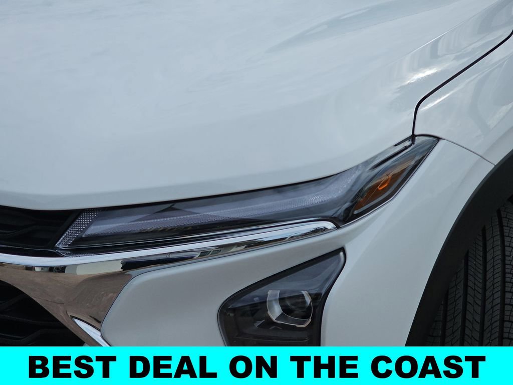 New 2026 Chevrolet Trax LT w/ Driver Confidence Package image 32