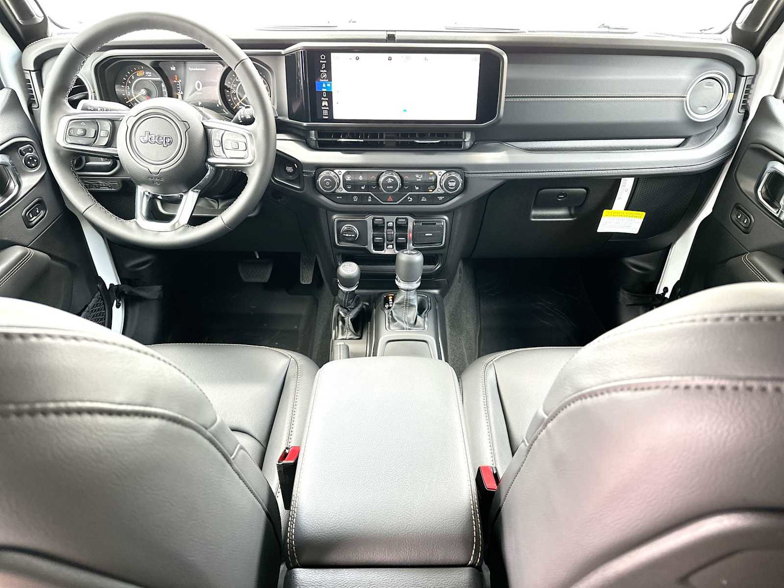 New 2026 Jeep Wrangler Unlimited Sahara AWD/4WD image 25