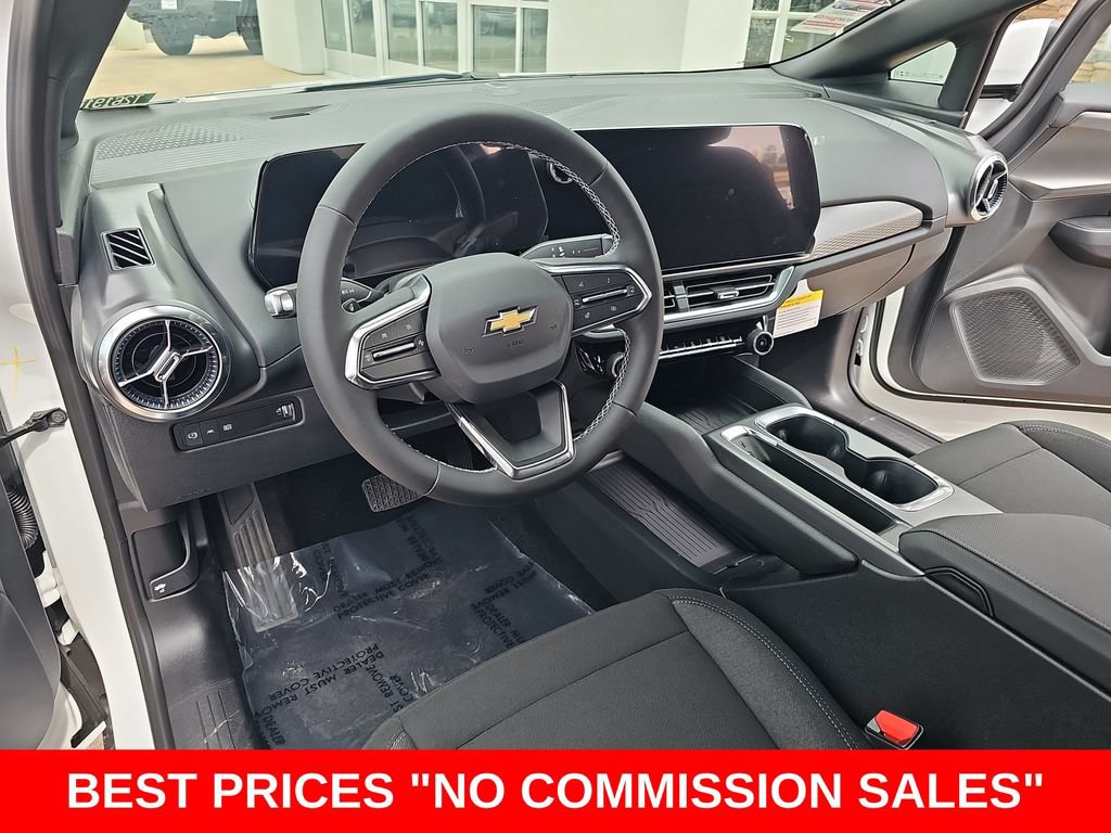 New 2026 Chevrolet Equinox EV LT w/ Comfort Package FWD image 15