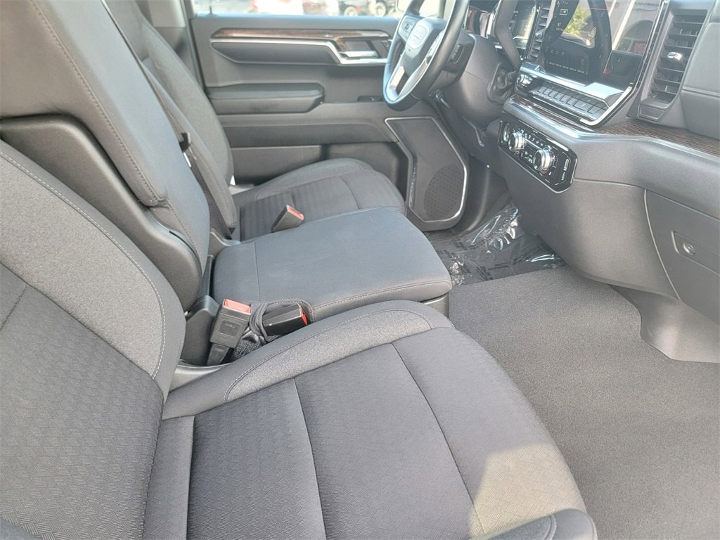 Used 2024 GMC Sierra 1500 SLE image 21
