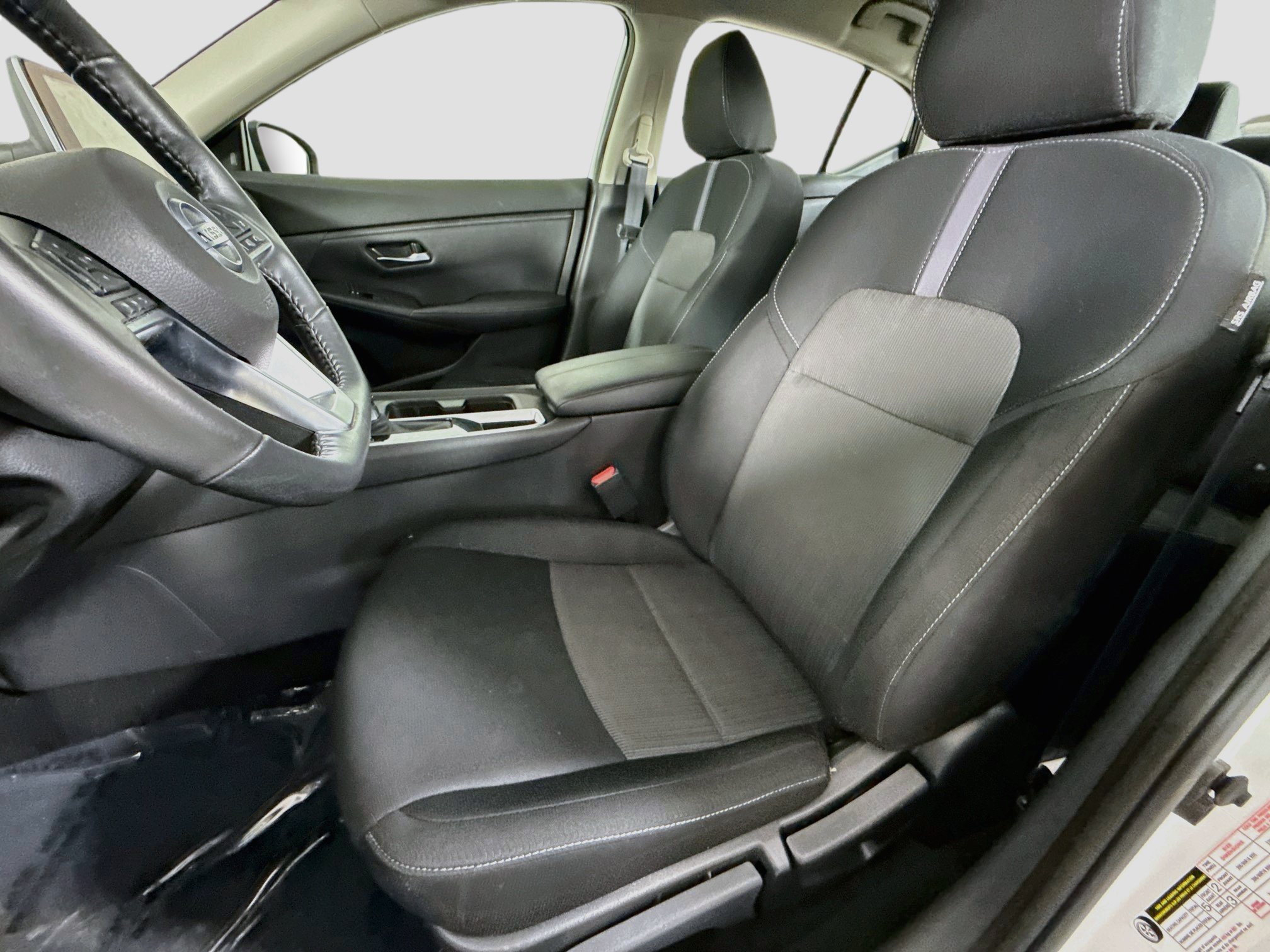 Used 2023 Nissan Sentra SV FWD image 22
