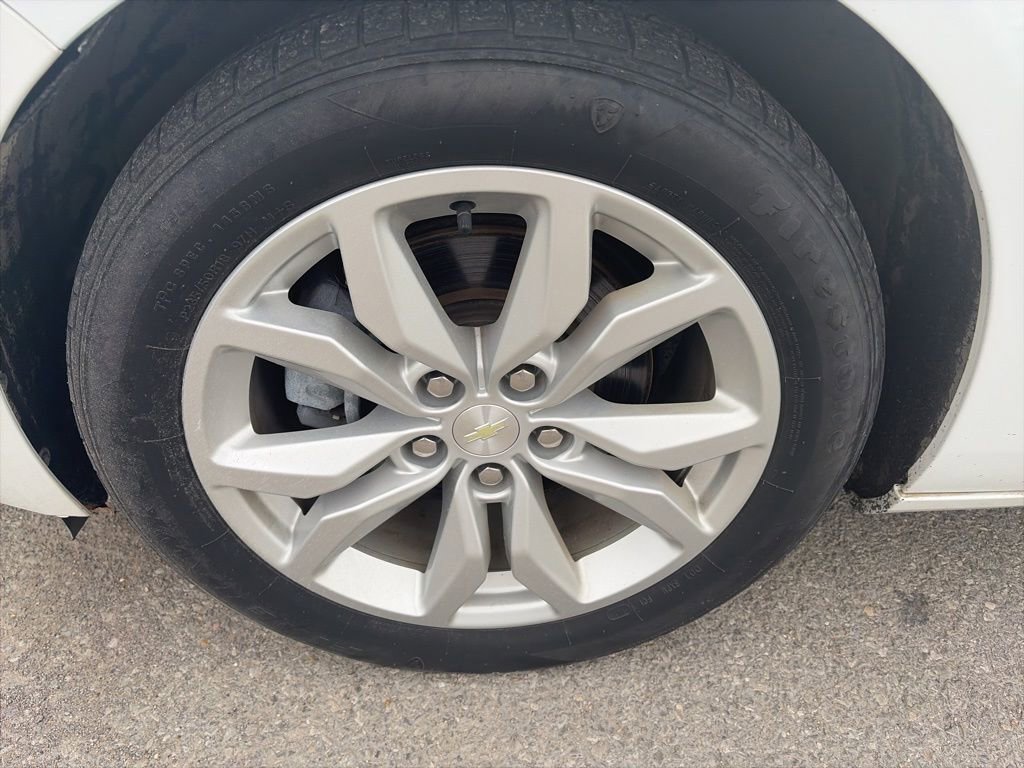 Used 2019 Chevrolet Impala LT FWD image 10