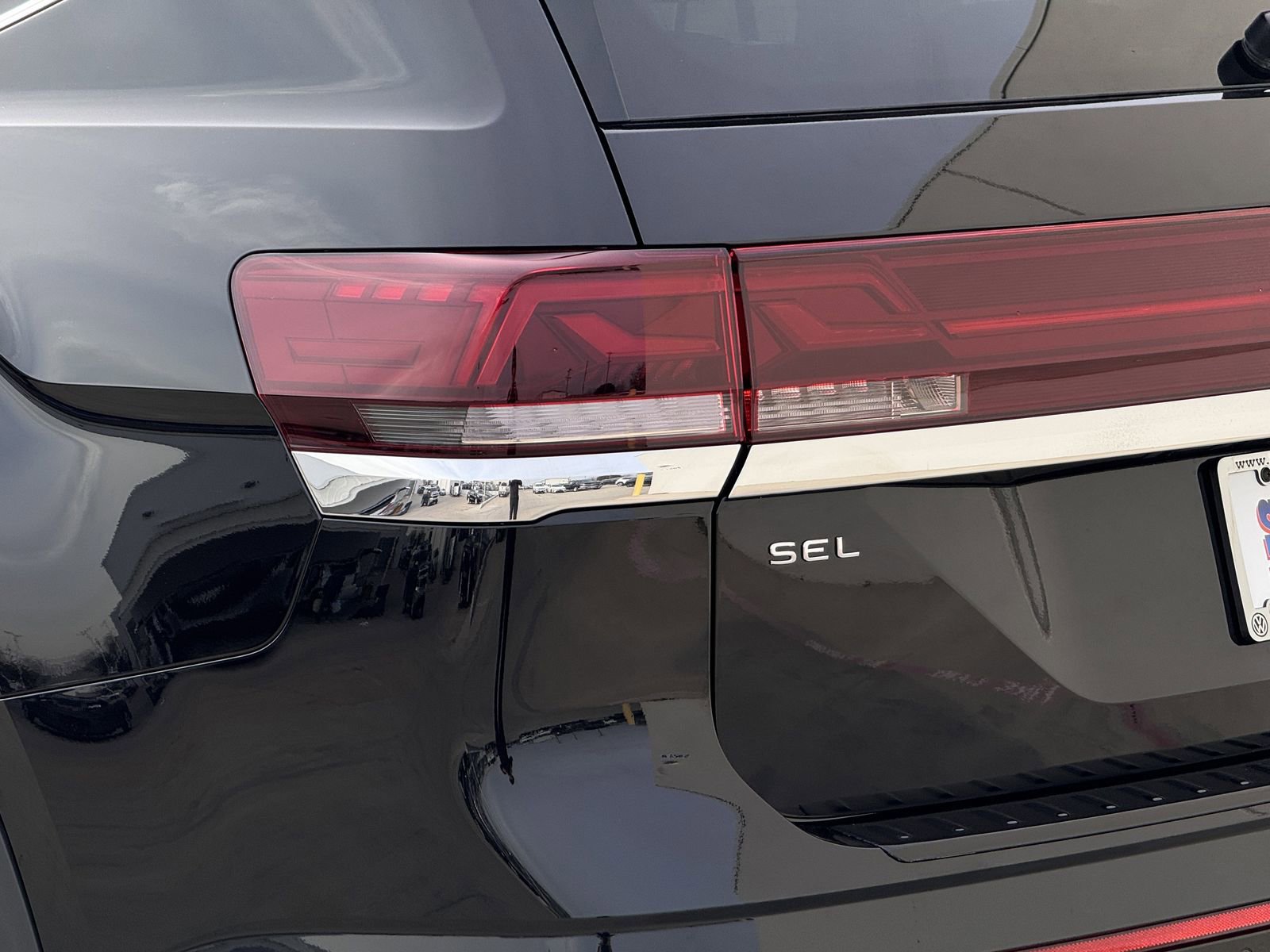 New 2026 Volkswagen Atlas SEL Premium R-Line image 11