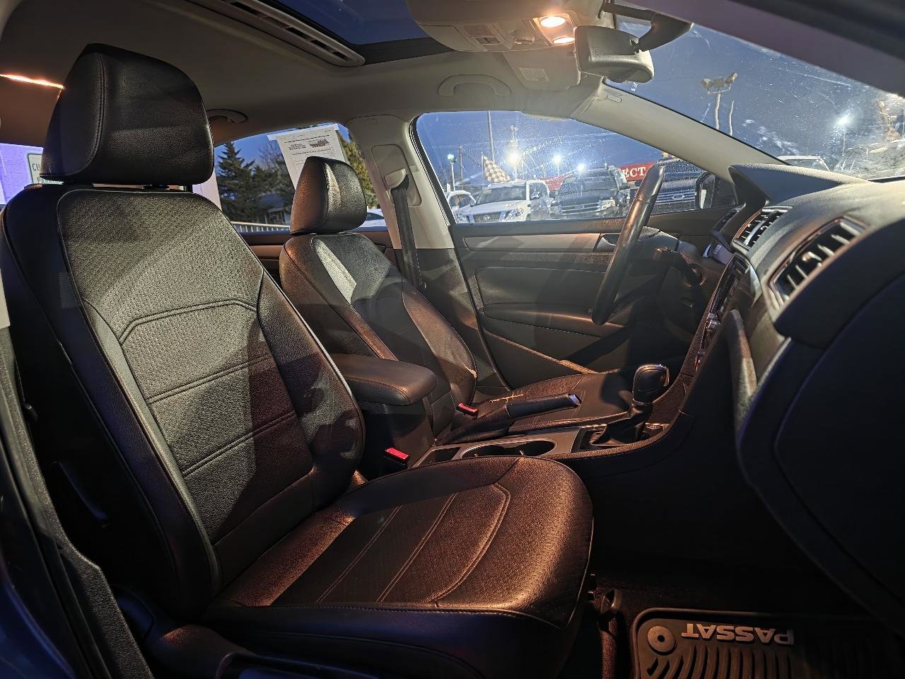 Used 2014 Volkswagen Passat TDI SE FWD image 20