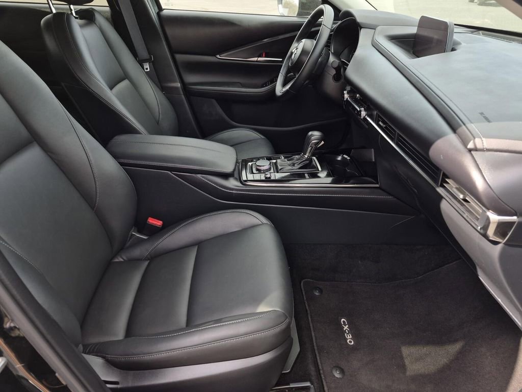 Used 2025 MAZDA CX-30 AWD 2.5 S w/ Preferred Package image 12