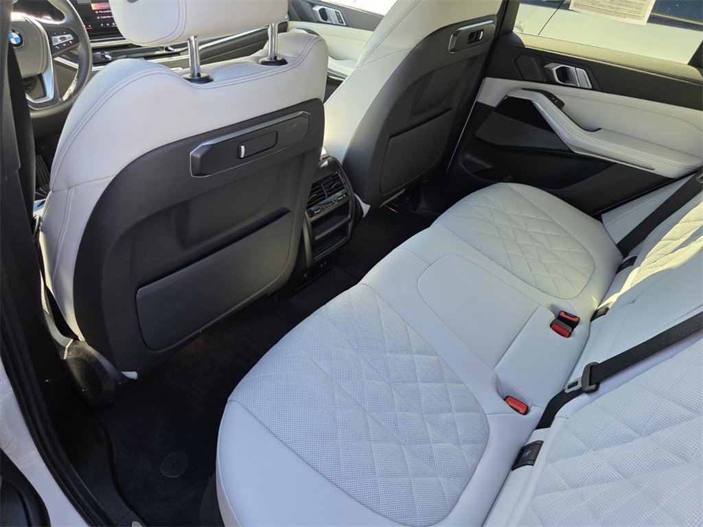 Certified 2025 BMW X5 sDrive40i w/ Premium Package image 15