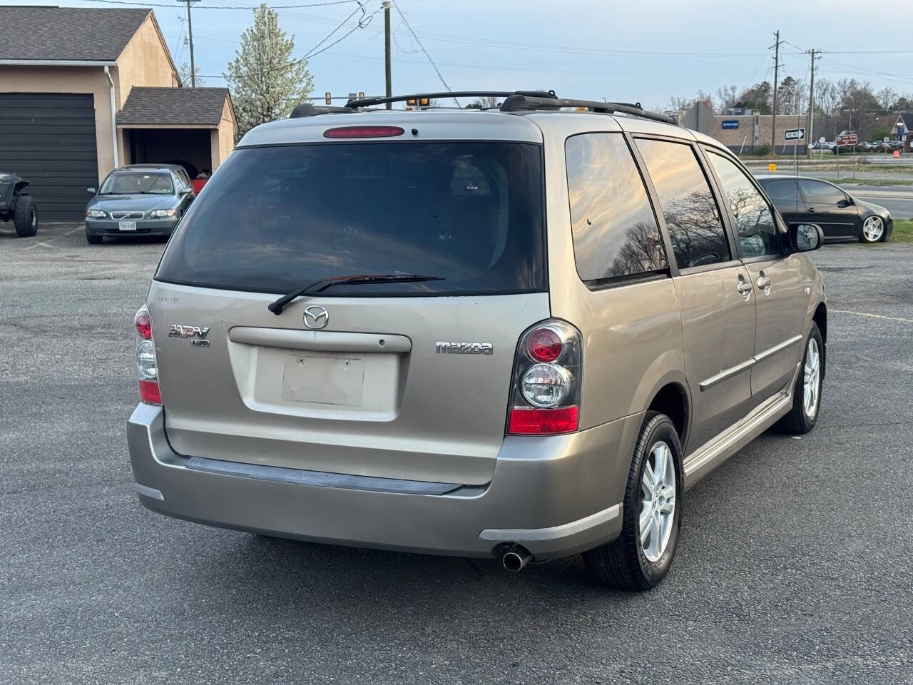 Used 2006 MAZDA MPV LX w/ LX Plus Pkg FWD image 10