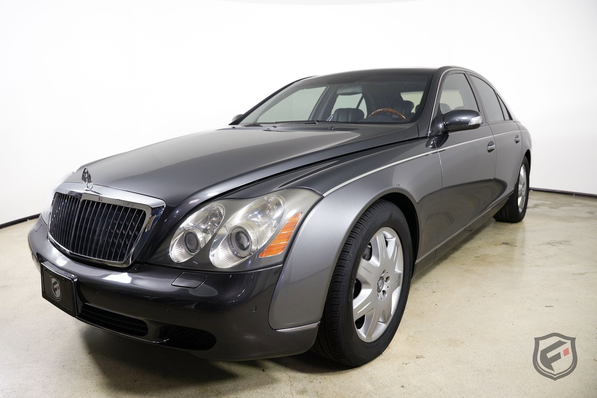 Used 2004 Maybach 57 image 4