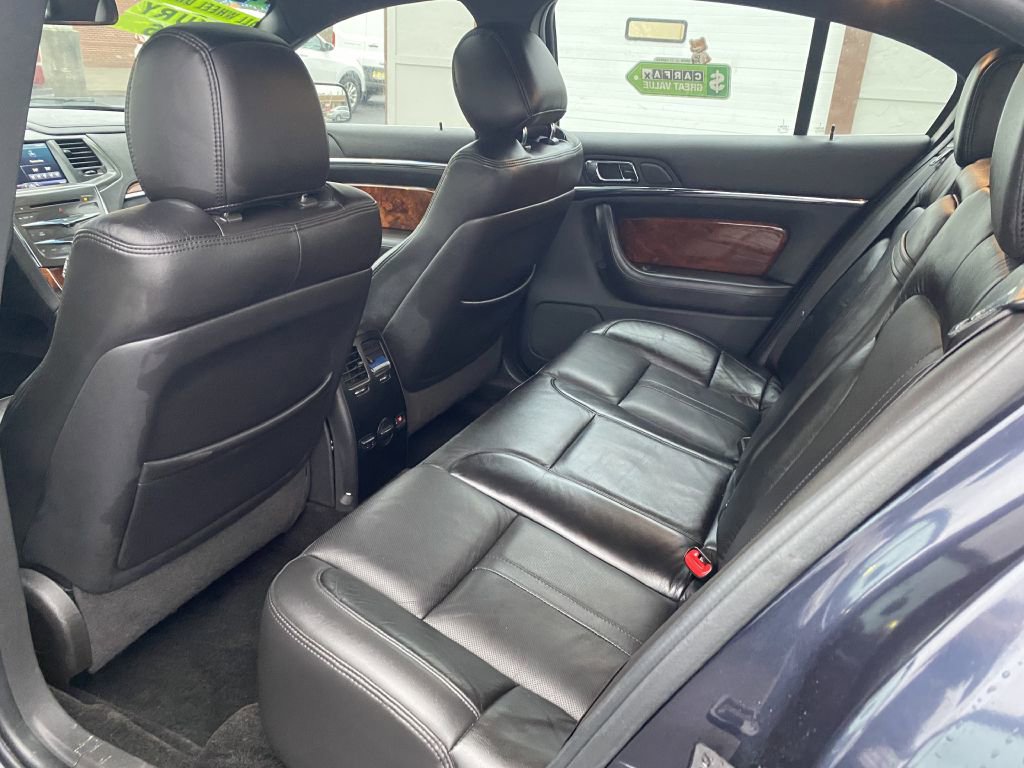 Used 2014 Lincoln MKS AWD w/ Equipment Group 101A image 14