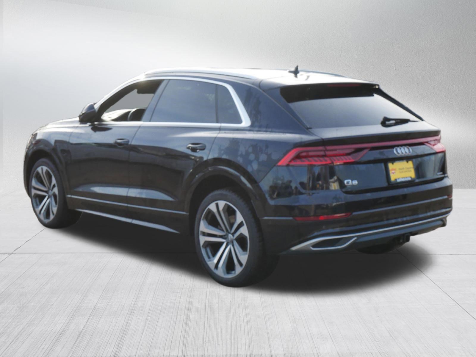 Used 2019 Audi Q8 Prestige image 5