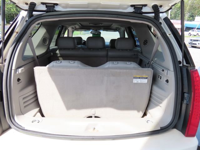 Used 2005 Cadillac SRX w/ 7-Passenger Value Package image 10