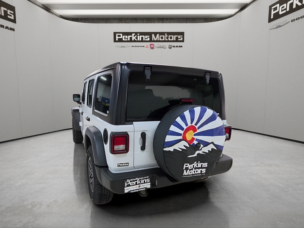 Used 2024 Jeep Wrangler Unlimited Sport AWD/4WD image 4