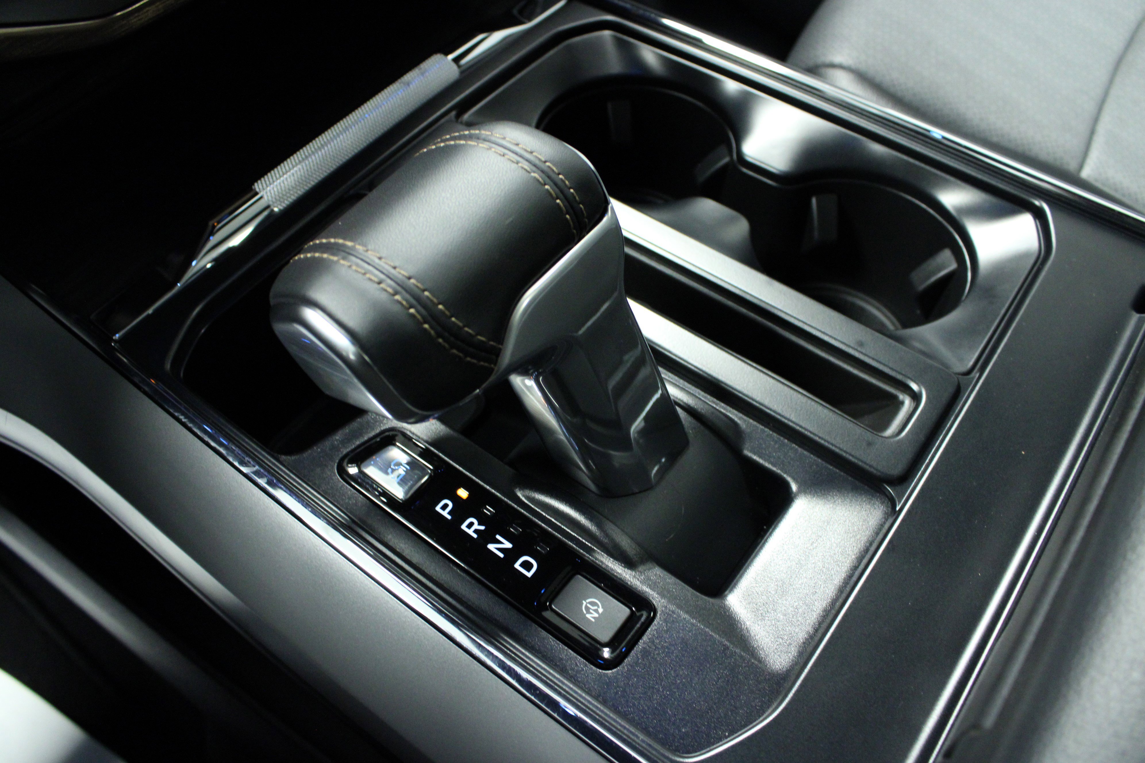 Used 2024 Ford F150 Lightning Lariat image 24