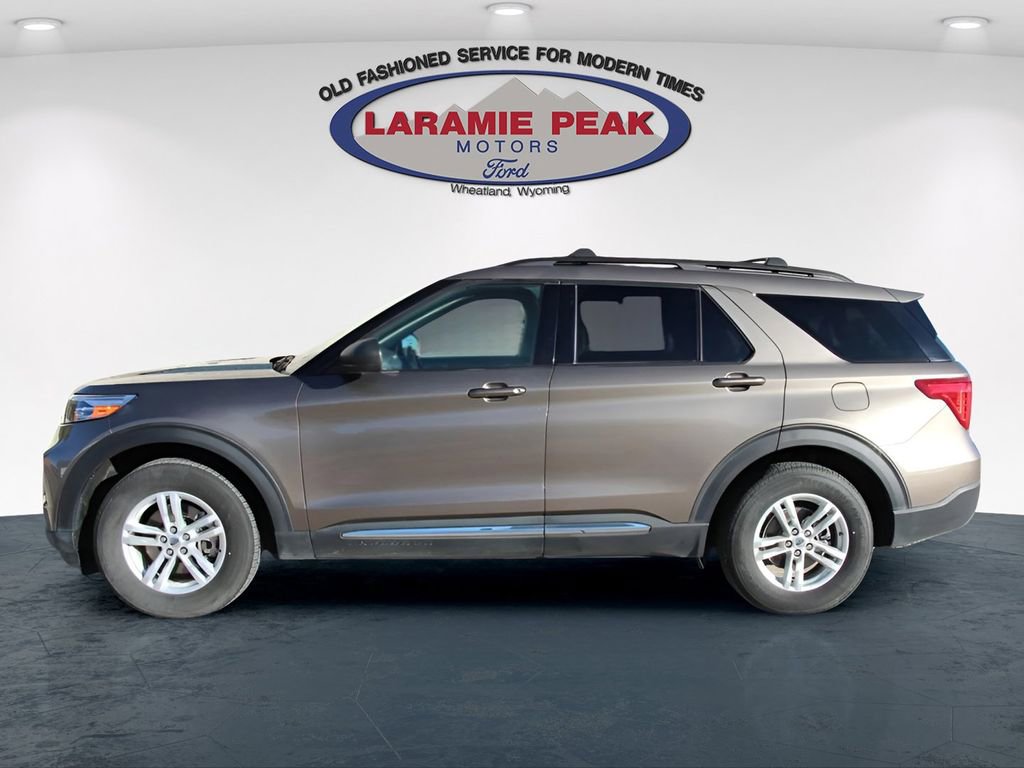 Used 2021 Ford Explorer XLT w/ Equipment Group 202A image 7