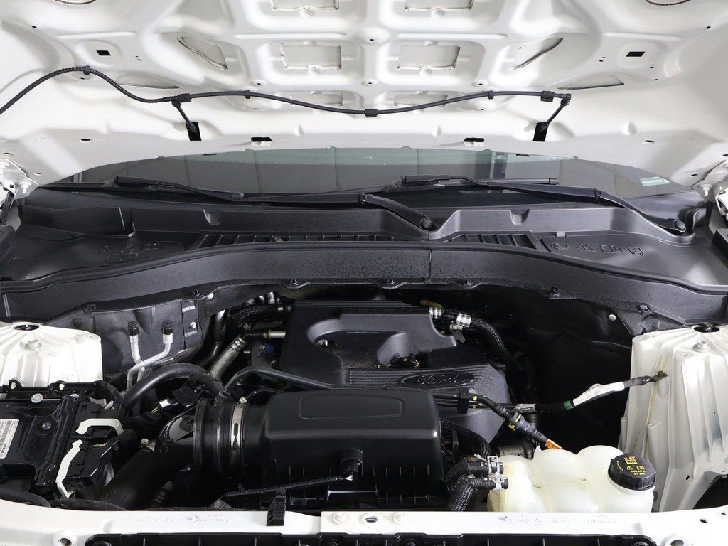 Used 2020 Ford Explorer XLT w/ Comfort Package image 21
