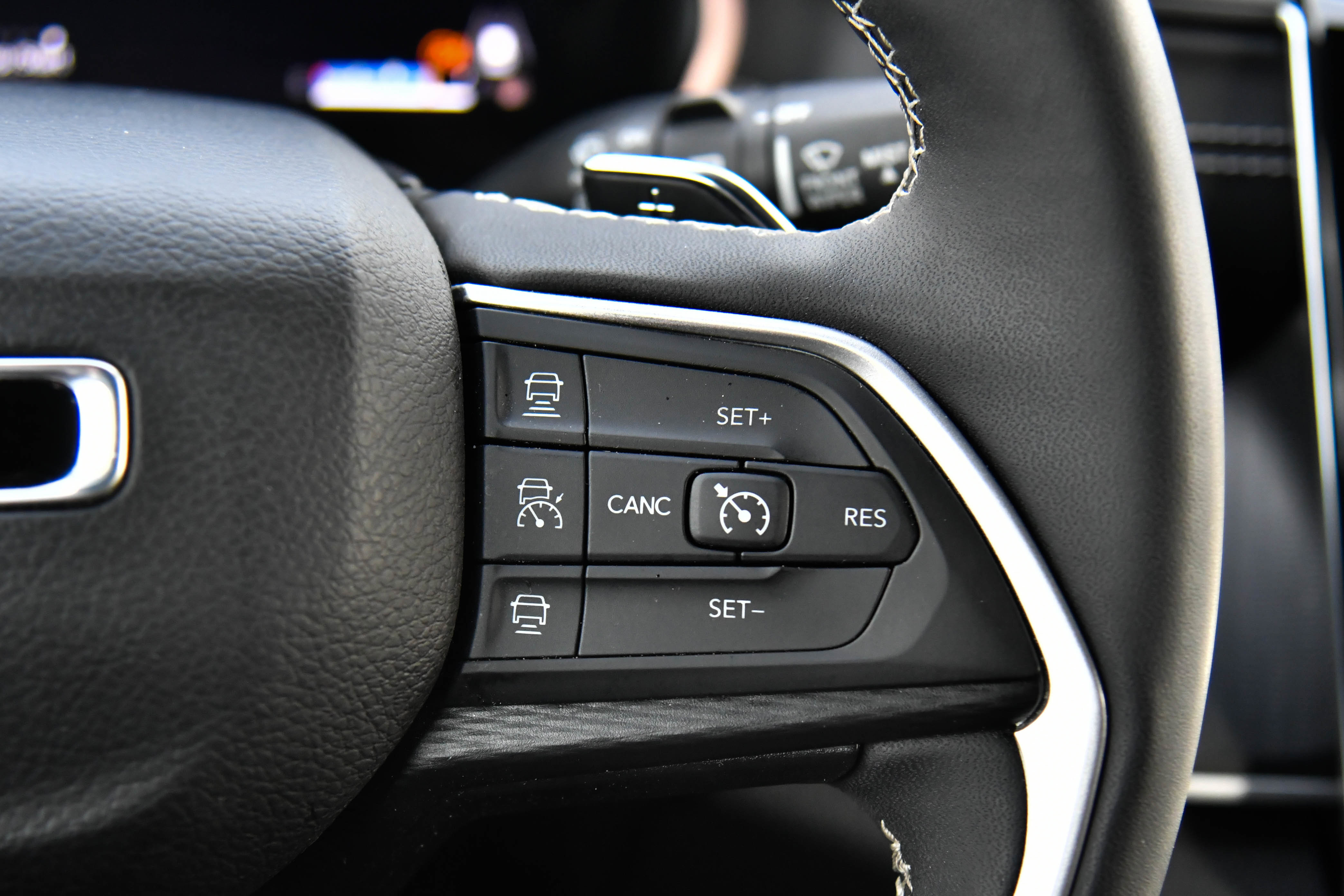 Used 2024 Jeep Grand Cherokee L Laredo image 33