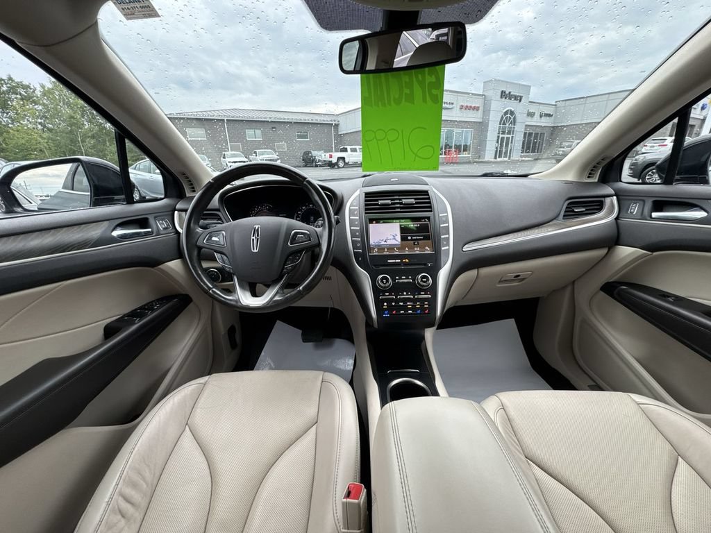 Used 2019 Lincoln MKC Reserve AWD/4WD image 10