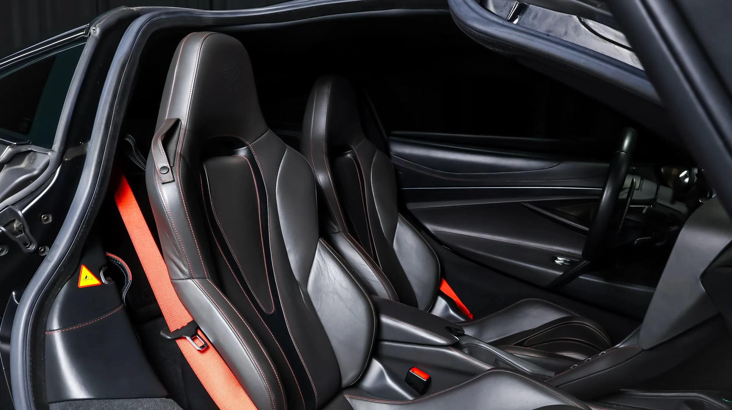 Used 2018 McLaren 720S Luxury RWD image 20