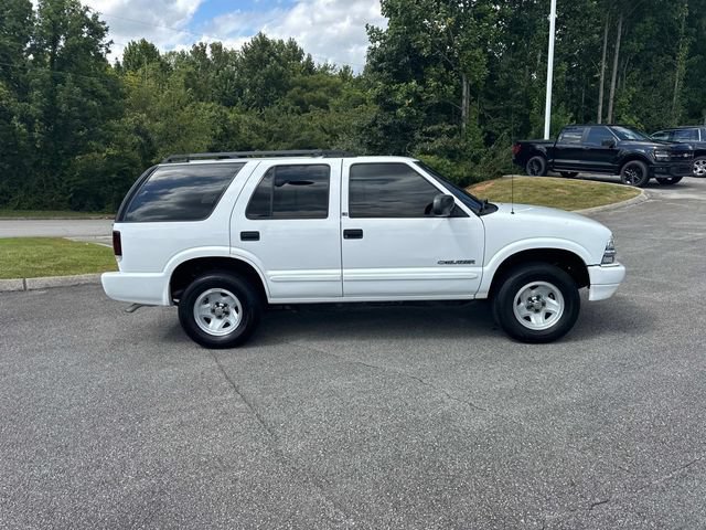 Used 2002 Chevrolet Blazer LS w/ Preferred Equipment Group RWD image 3