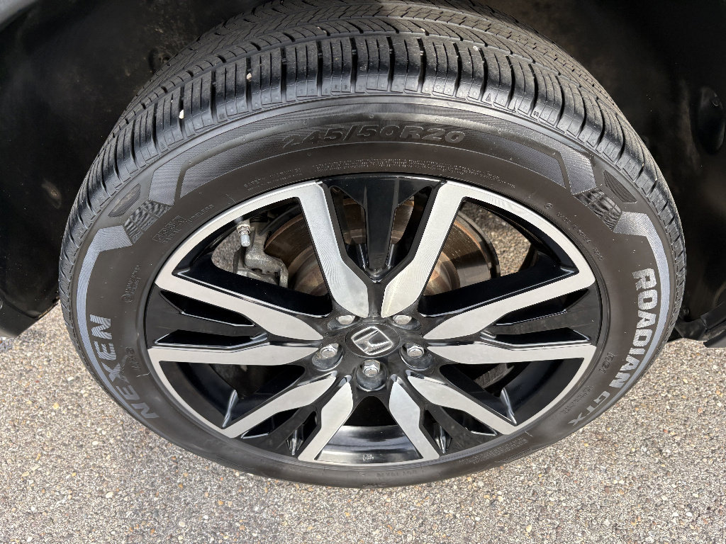 Used 2022 Honda Pilot Elite image 11