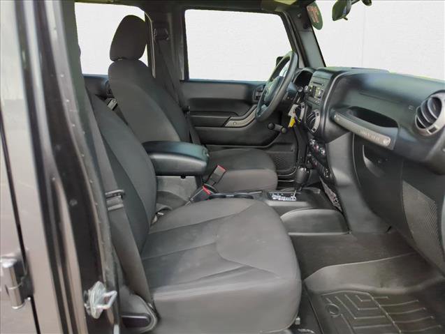 Used 2017 Jeep Wrangler Unlimited Sport image 17