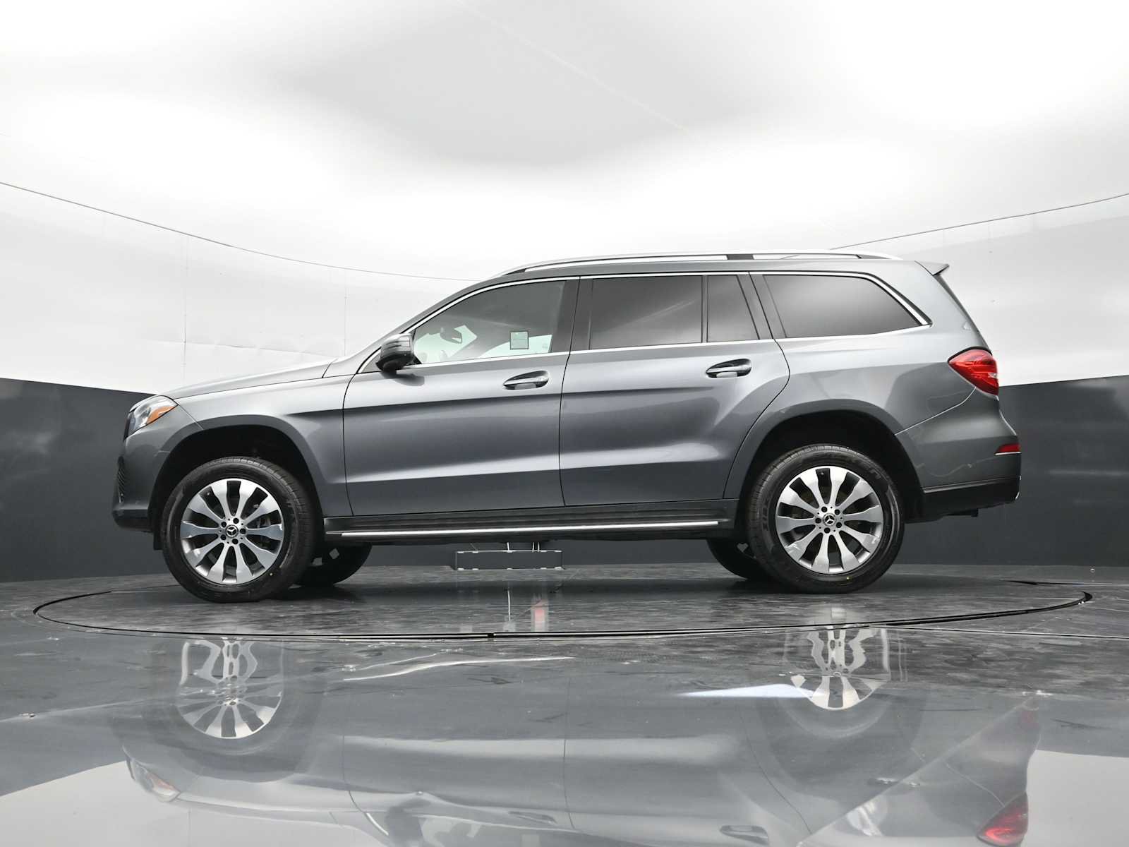 Used 2019 Mercedes-Benz GLS 450 4MATIC image 32