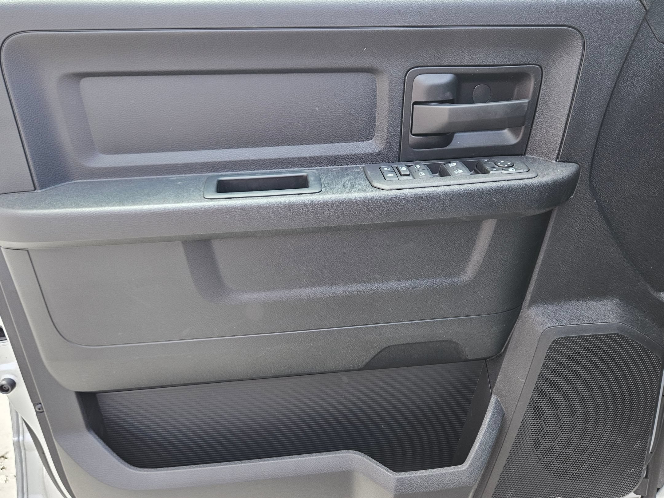 New 2026 RAM 3500 Tradesman AWD/4WD image 15