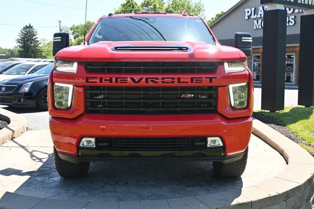 Used 2022 Chevrolet Silverado 2500 LTZ w/ LTZ Plus Package AWD/4WD image 2