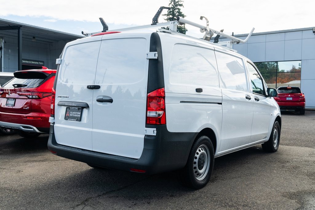 Used 2023 Mercedes-Benz Metris image 6