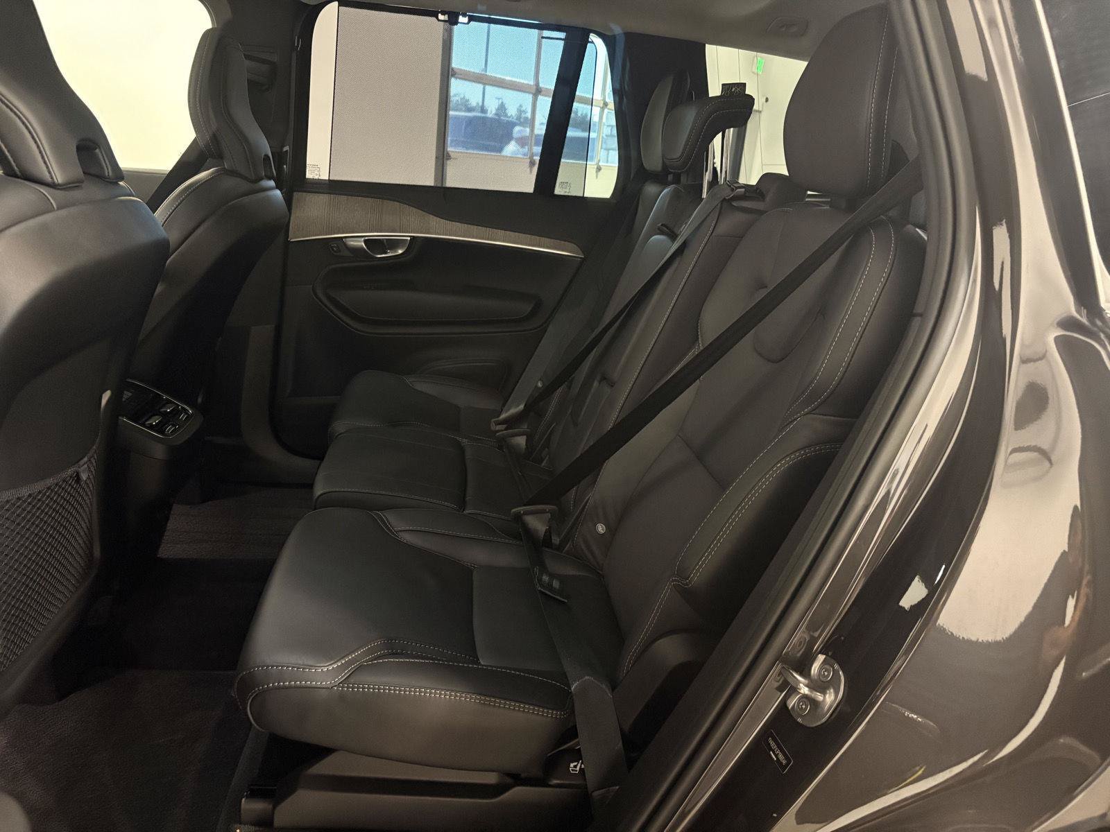 Used 2023 Volvo XC90 B6 Ultimate AWD/4WD image 37