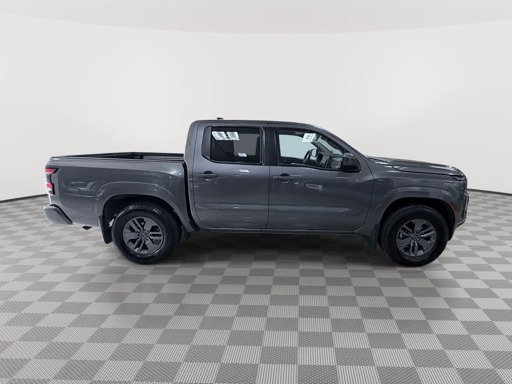 Used 2025 Nissan Frontier SV w/ SV Convenience Package RWD image 2