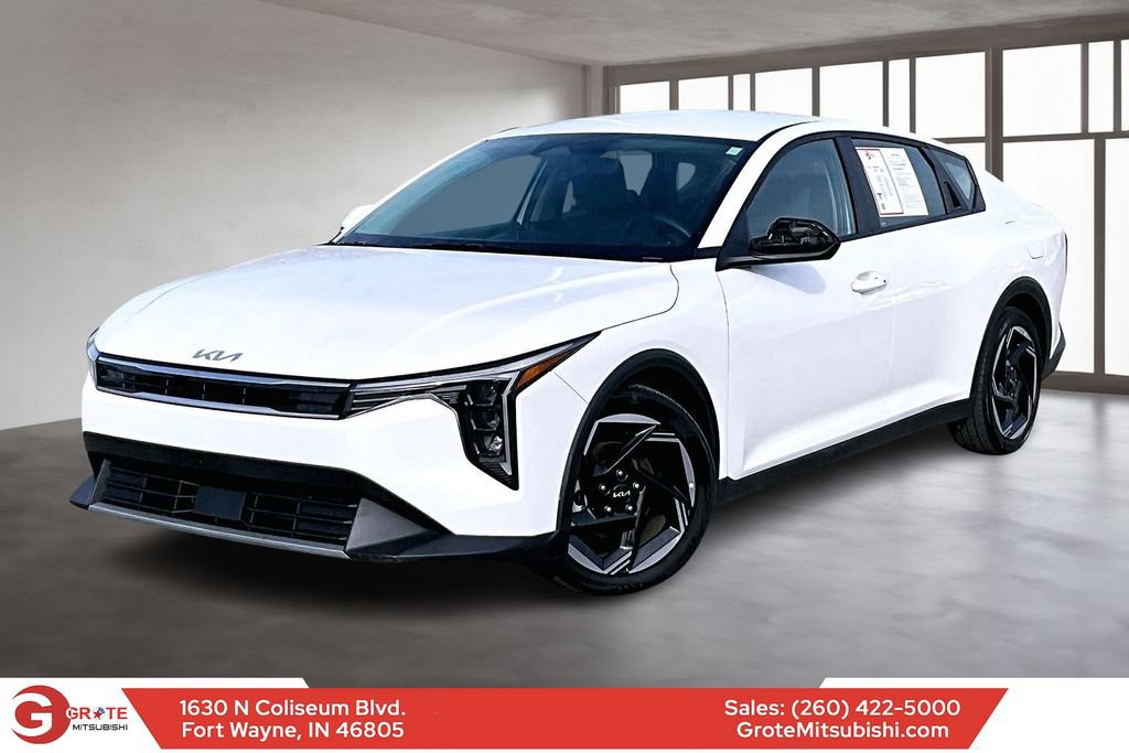 Used 2025 Kia K4 EX image 1