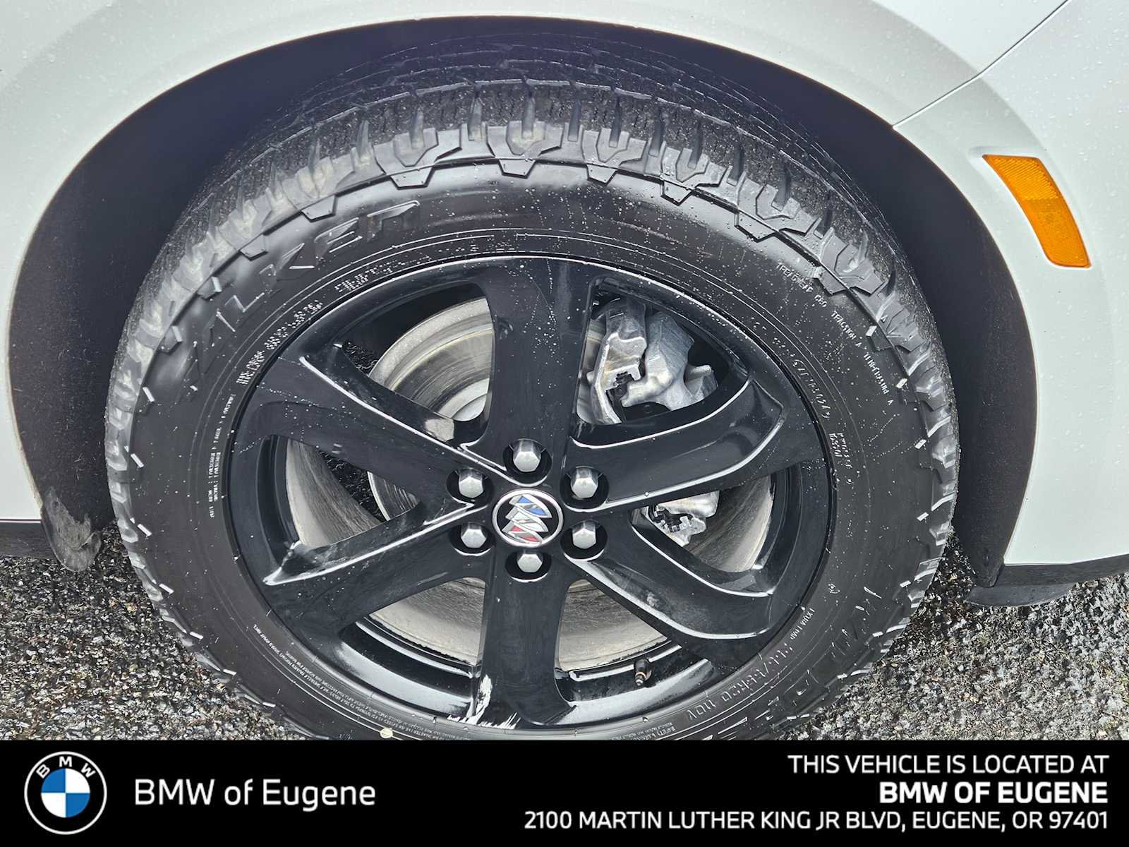 Used 2023 Buick Enclave Essence w/ Experience Buick Package image 9