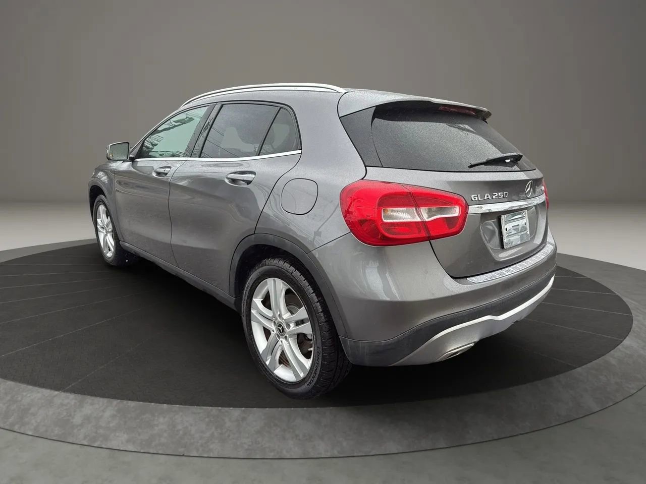 Used 2018 Mercedes-Benz GLA 250 4MATIC image 7