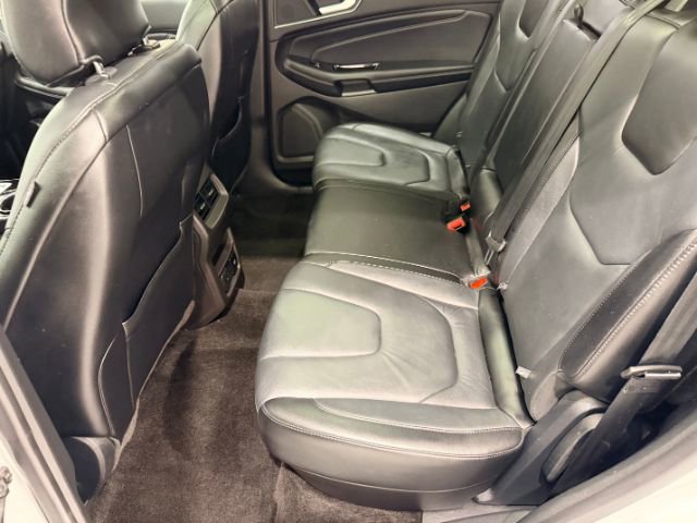 Used 2018 Ford Edge Titanium w/ Technology Package image 38