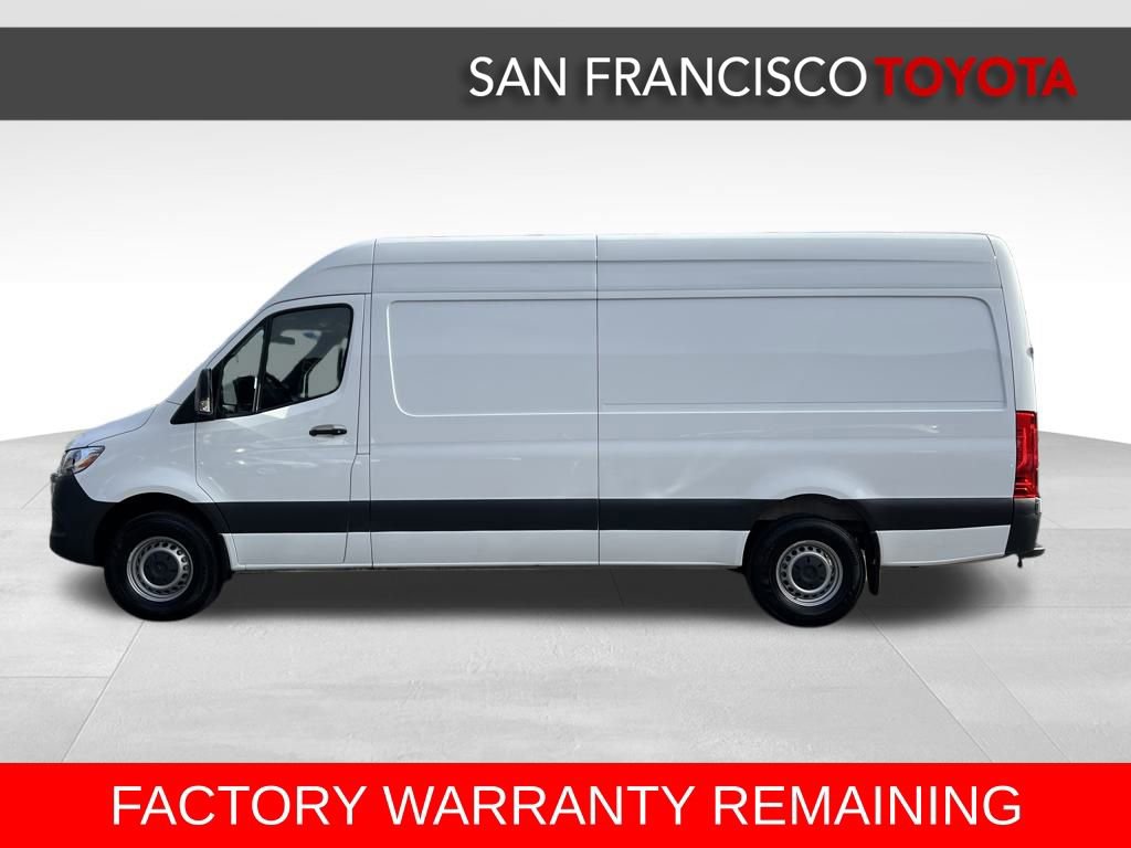 Used 2024 Mercedes-Benz Sprinter 2500 image 2