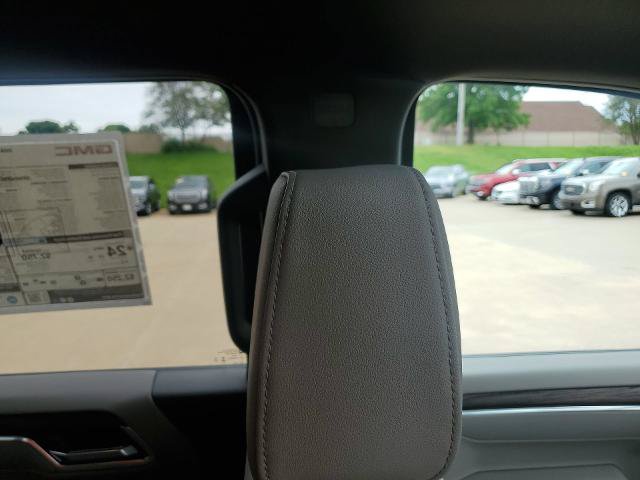 New 2026 GMC Sierra 1500 SLT w/ SLT Premium Plus Package AWD/4WD image 16
