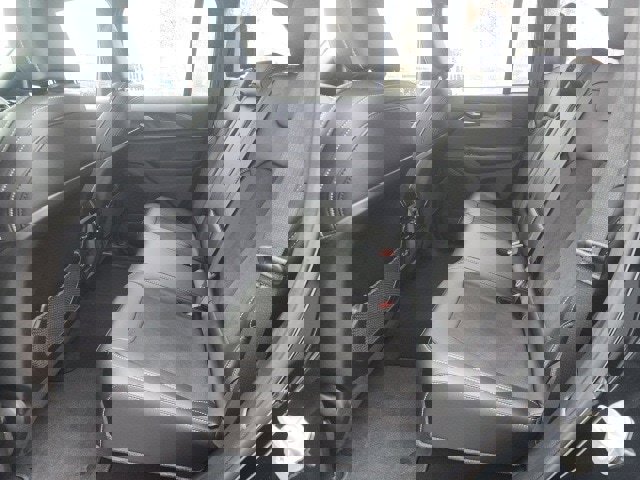 New 2025 Jeep Grand Cherokee Altitude image 17