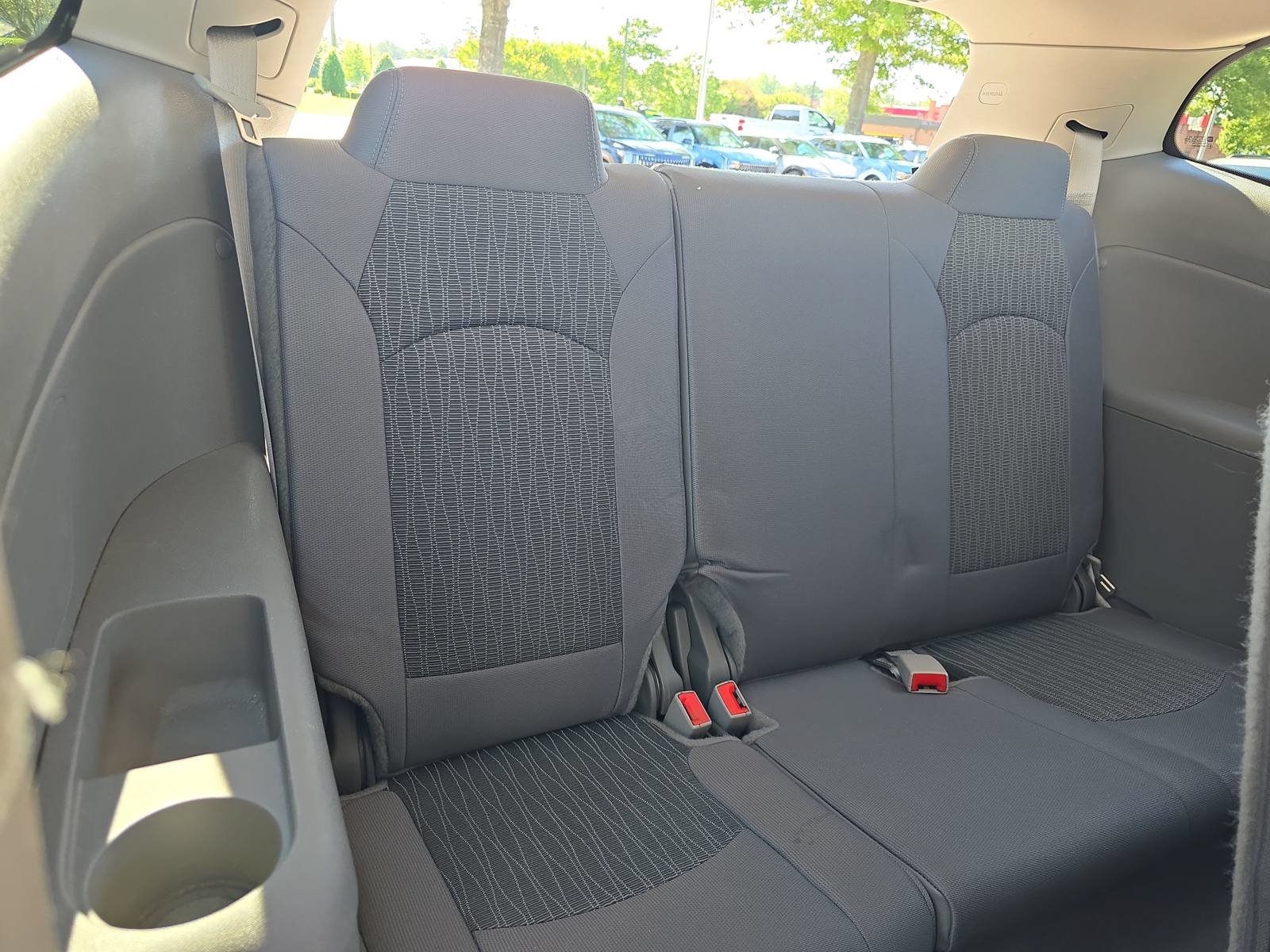 Used 2015 Chevrolet Traverse LS FWD image 13