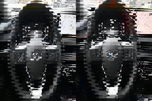 Used 2023 INFINITI QX60 Luxe image 48