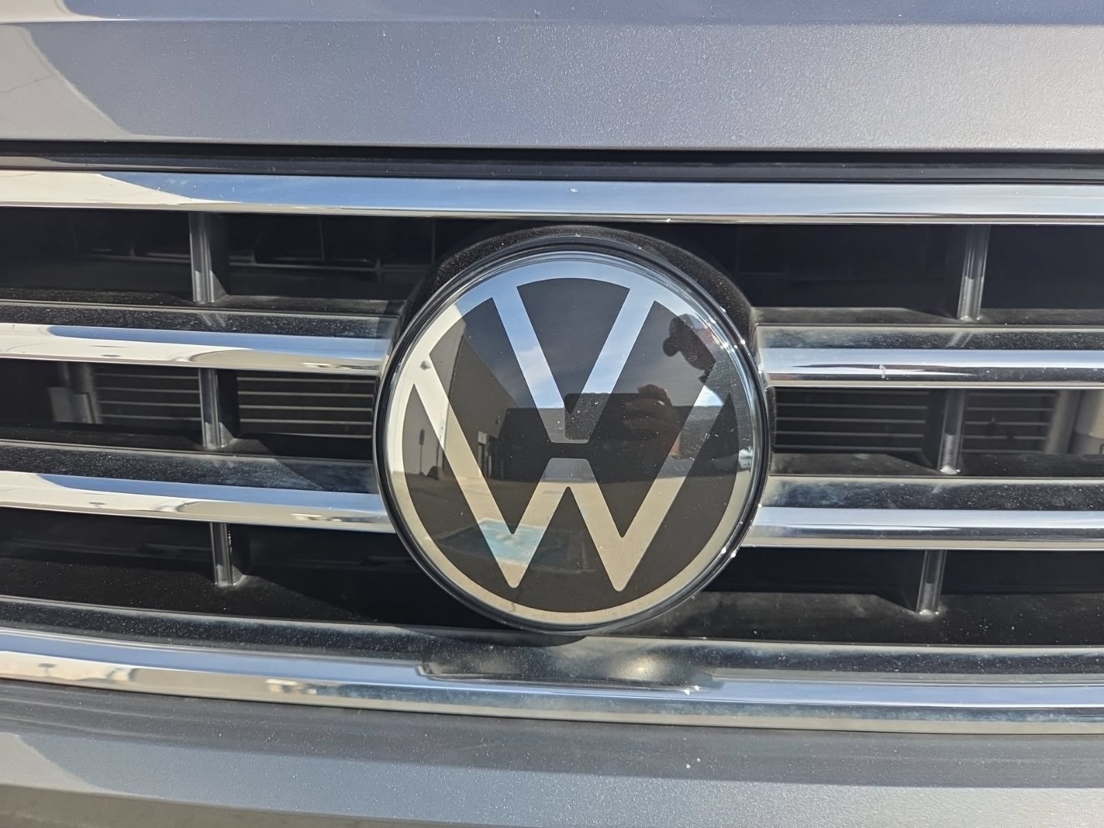 Certified 2024 Volkswagen Tiguan SE AWD/4WD image 16